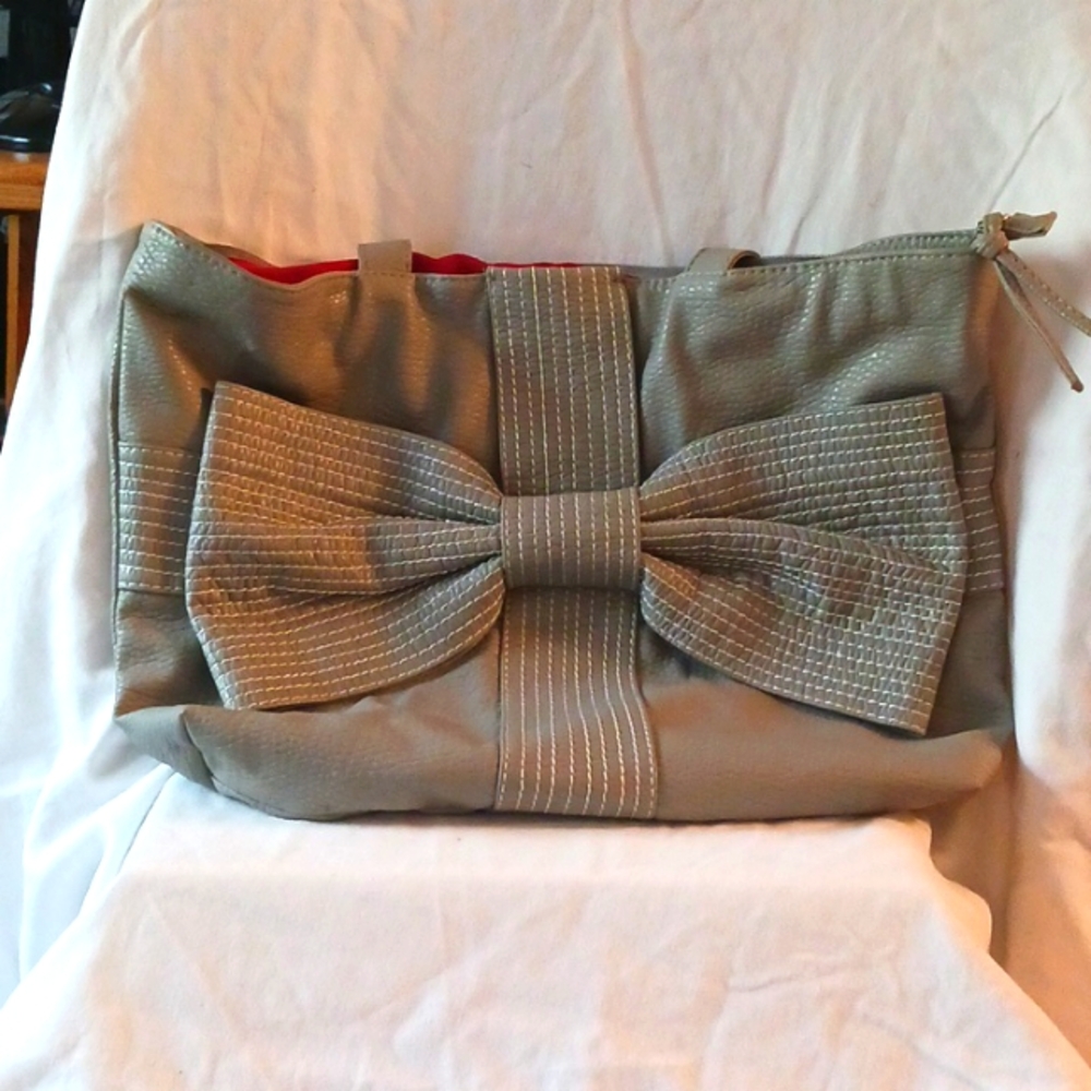 Red purse by Marc Ecko